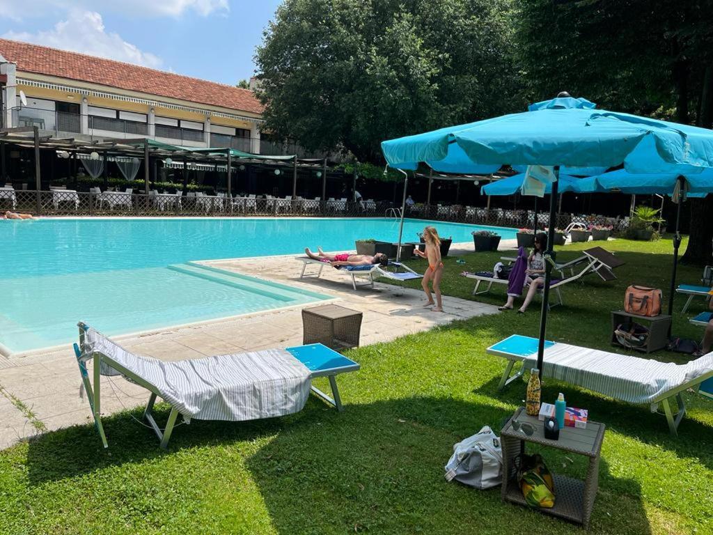 Hotel Sporting Brugherio Ngoại thất bức ảnh